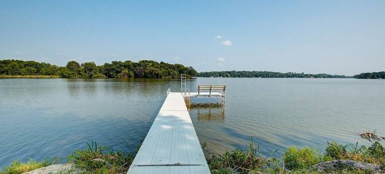 Take a Break at Lakeside Acres on Lake Sinissippi图片