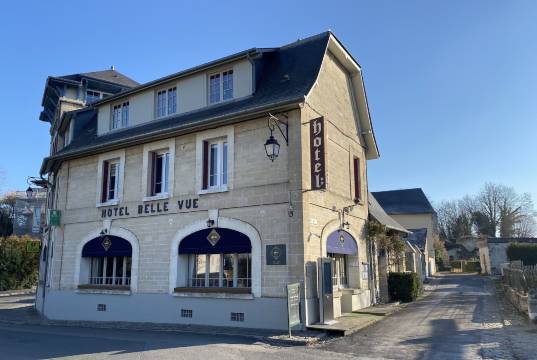贝尔维酒店(Logis Hotel Bellevue Restaurant la Pomme d'Or)