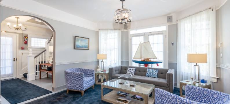 楠塔基特鲸鱼旅馆(Nantucket Whale Inn, Half Moon Bay)图片