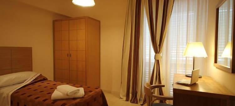 乌纳努欧瓦斯特拉达皇宫酒店(Palace Hotel Una Nuova Strada)图片