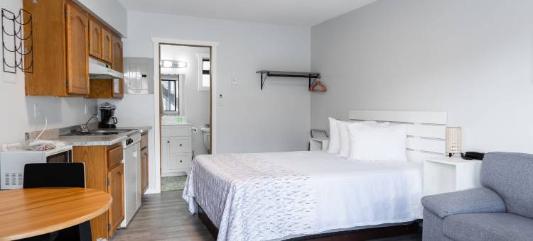 Poplars Motel on the Lake图片