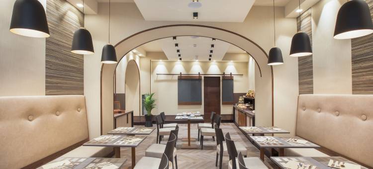 索罗体验酒店(Solo Experience Hotel)图片