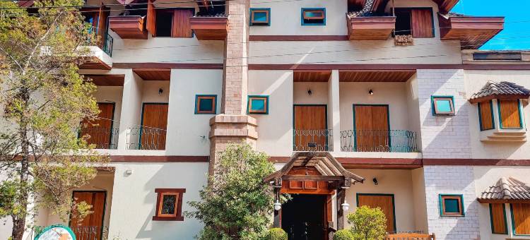 维多利亚别墅旅馆卡慕斯多若尔当(Pousada Victoria Villa by Nacional Inn - A 800 Metros da Vila Capivari)图片