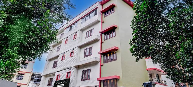 Super Townhouse Guwahati Railway Station Formerly Niharika Guest House图片