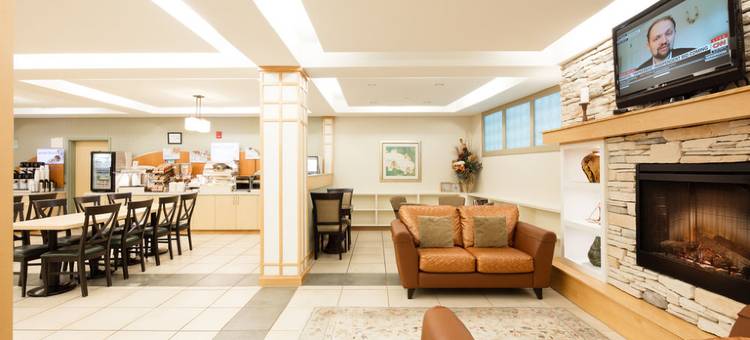 智选假日套房酒店迪耶普机场(Holiday Inn Express & Suites Dieppe Airport)图片