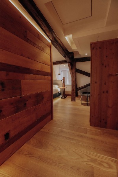 Altstadtmittehotel Sonne Hotel Overview