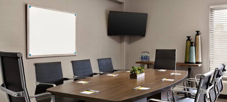 希尔顿欢朋酒店-韦克罗斯(Hampton Inn Waycross)图片