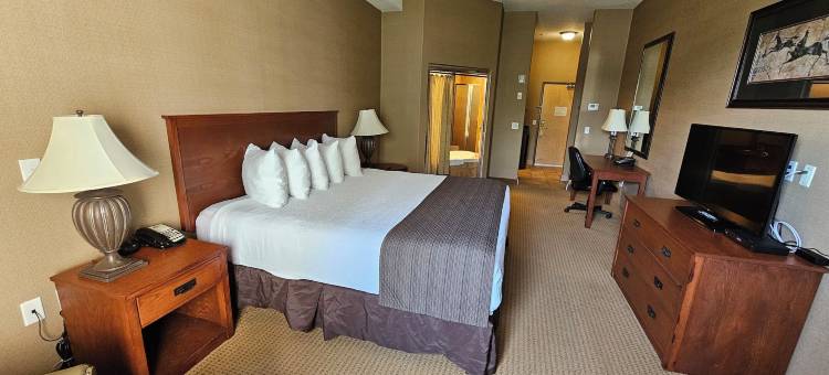 斯特拉斯莫尔戴斯套房酒店(Days Inn & Suites by Wyndham Strathmore)图片