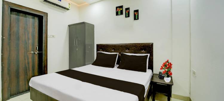 Hotel O Passport Office Indore Rudraksh Inn图片