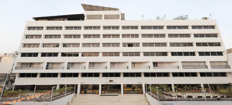 苏里亚酒店(Palette Hotel Surya by CheckIn, Vadodara)图片