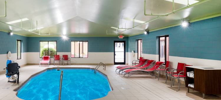 希尔斯维尔智选假日酒店(Holiday Inn Express Hillsville)图片