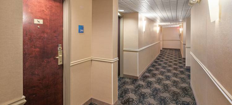 Holiday Inn Express 红鹿(Holiday Inn Express Red Deer)图片