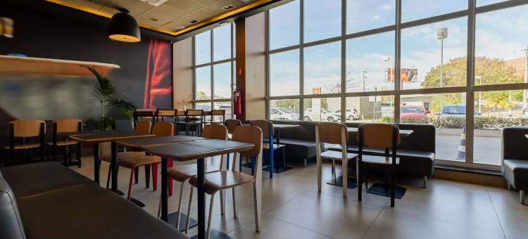 宜必思瓜拉廷格塔阿帕雷西达酒店(Ibis Guaratingueta Aparecida)图片