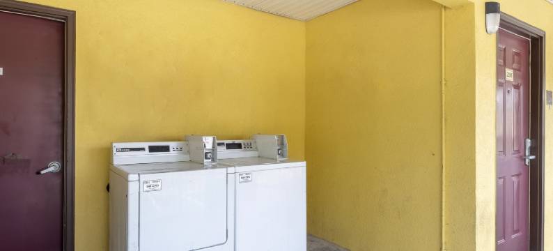 弗多斯塔大学红顶酒店(Red Roof Inn Valdosta - University)图片