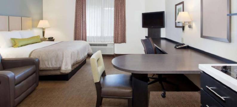 Candlewood Suites 威奇托 - 机场 by IHG(Candlewood Suites WICHITA - AIRPORT by IHG)图片