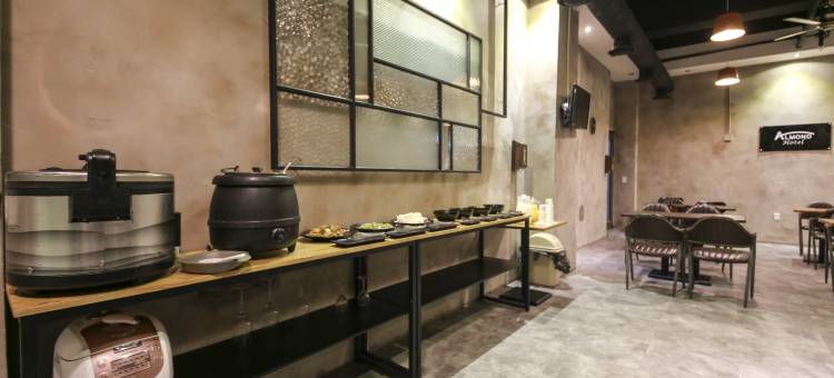 昌原马山杏仁酒店(Masan Almond Hotel)图片