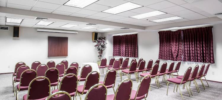 贝灵厄姆凯艺酒店大套房(Quality Inn Grand Suites Bellingham)图片