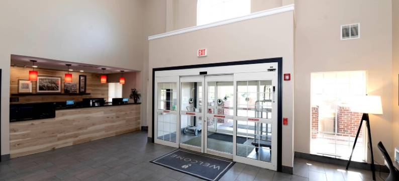 宾州西哈里斯堡 - 赫尔希西丽怡酒店(Country Inn & Suites by Radisson, Harrisburg - Hershey West, PA)图片