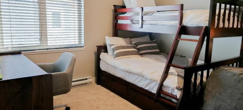 由Bear Country提供的Echo Landing #22(Echo Landing #22 by Bear Country)图片