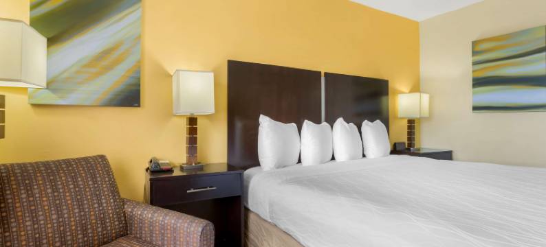 四角贝斯特韦斯特优质酒店(Best Western Plus the Four Corners Inn)图片