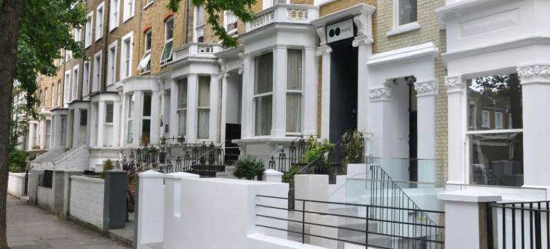 Room2伦敦哈默史密斯联排别墅(Room2 Hammersmith Townhouse)图片