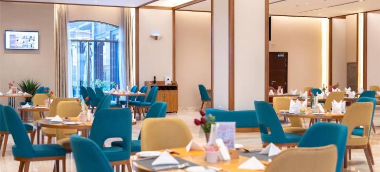 郁金香马詹酒店及套房塞拉莱(Tulip Inn Majan Hotel)图片