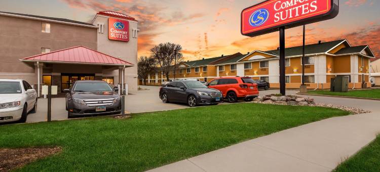 苏福尔斯购物中心区舒适套房酒店(Comfort Suites Sioux Falls Mall District)图片