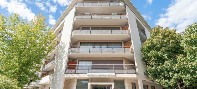 里昂利勒达博公寓品质酒店(Quality Suites Lyon L'Isle-d'Abeau)图片