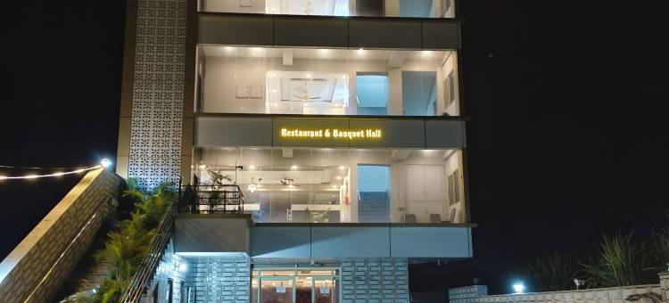 鲁德拉酒店(FabHotel Rudra)图片