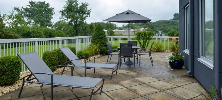 匹兹堡新斯坦顿万枫酒店及套房(Fairfield Inn & Suites Pittsburgh New Stanton)图片