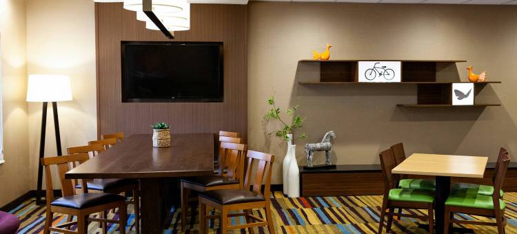 罗金厄姆万枫酒店及套房(Fairfield Inn & Suites Rockingham)图片