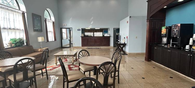 哥伦比亚机场戴斯套房酒店(Days Inn & Suites by Wyndham Columbia Airport)图片