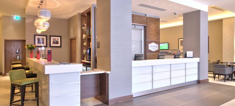 伦敦克罗伊登希尔顿欢朋酒店(Hampton by Hilton London Croydon)图片
