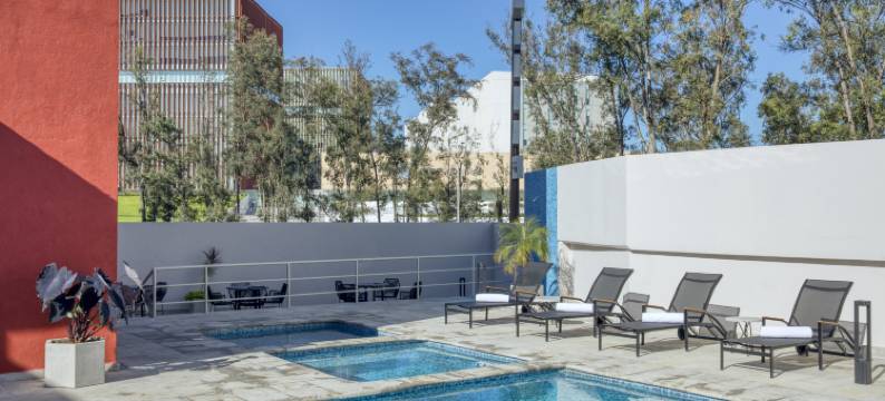 瓜达拉哈拉佩里菲里科波尼特嘉年华酒店(Fiesta Inn Guadalajara Periferico Poniente)图片