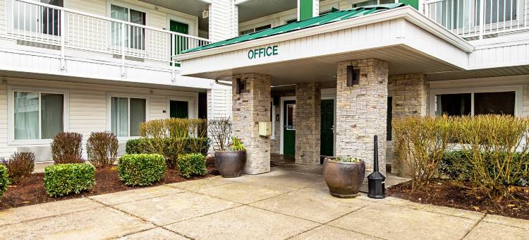 塔科马-普亚勒普霍姆汤开放式公寓(HomeTowne Studios Tacoma - Puyallup)图片