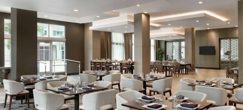 亚特兰大市中心希尔顿大使套房酒店(Embassy Suites by Hilton Atlanta Midtown)图片