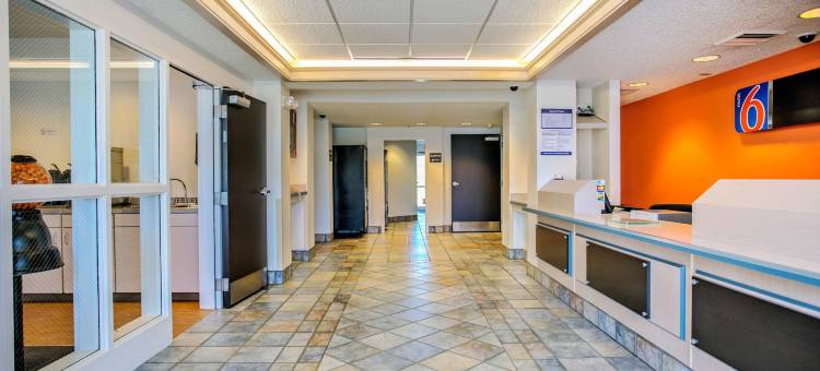 米苏拉6号汽车旅馆(Motel 6 Missoula, MT)图片