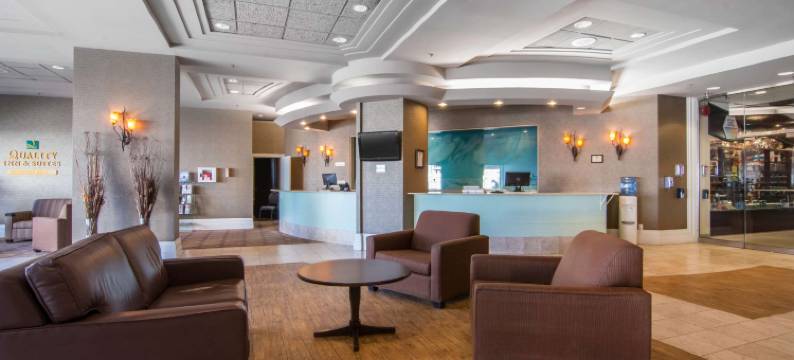 耶洛奈夫凯艺套房酒店(Quality Inn & Suites Yellowknife)图片