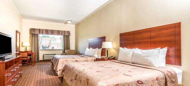 克利奇站华美达酒店(Ramada by Wyndham College Station)图片