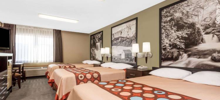 拉格兰德速8酒店(Super 8 by Wyndham LaGrande)图片