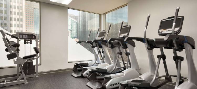 匹兹堡市区温德姆至尊酒店(Wyndham Grand Pittsburgh Downtown)图片