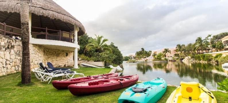 科拉尔玛雅住宿套房酒店(Coral Maya Stay Suites)图片