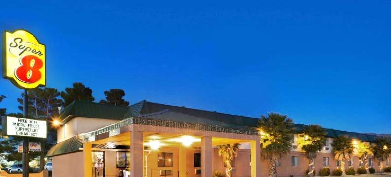 速8酒店-由温德姆管理-阿拉莫戈多/白沙(Super 8 by Wyndham Alamogordo/White Sands)图片