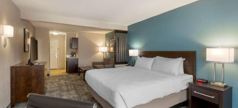 Holiday Inn Express & Suites Watertown图片