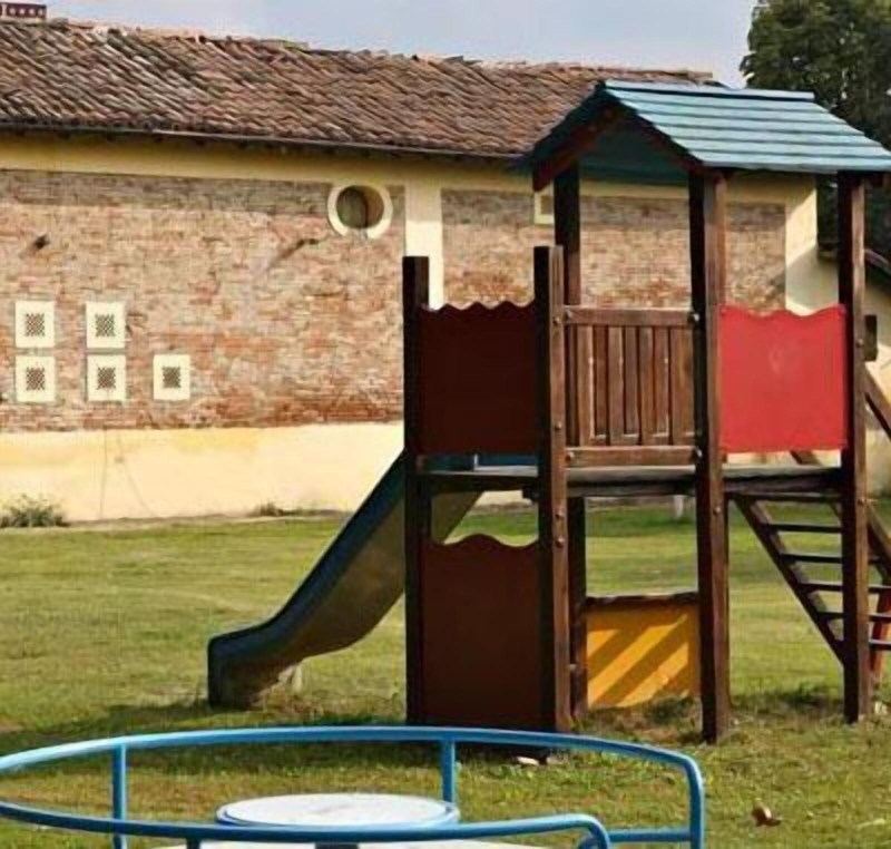 Hotel Gabarda Over view