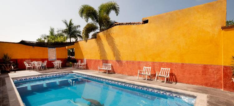 OYO圣米格尔别墅酒店(Hotel Villas de San Miguel Media Luna)图片