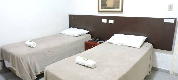 阿顿广场酒店(Aton Plaza Hotel)图片