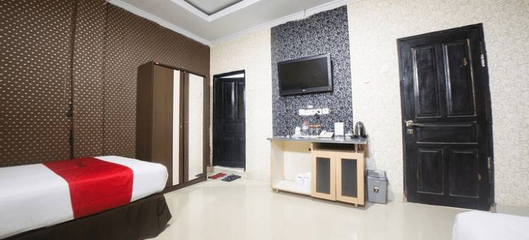 红多兹伊斯兰酒店-近RSUD艾南哈比比哥伦打洛(RedDoorz Syariah near RSUD Ainun Habibie Gorontalo)图片