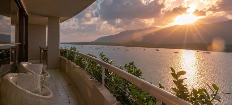 希尔顿凯恩斯酒店(Hilton Cairns)图片