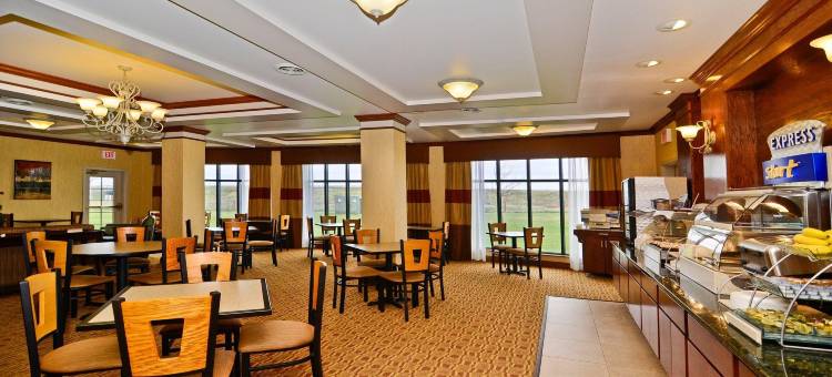 智选假日套房酒店堡阿特金森(Holiday Inn Express & Suites Fort Atkinson)图片
